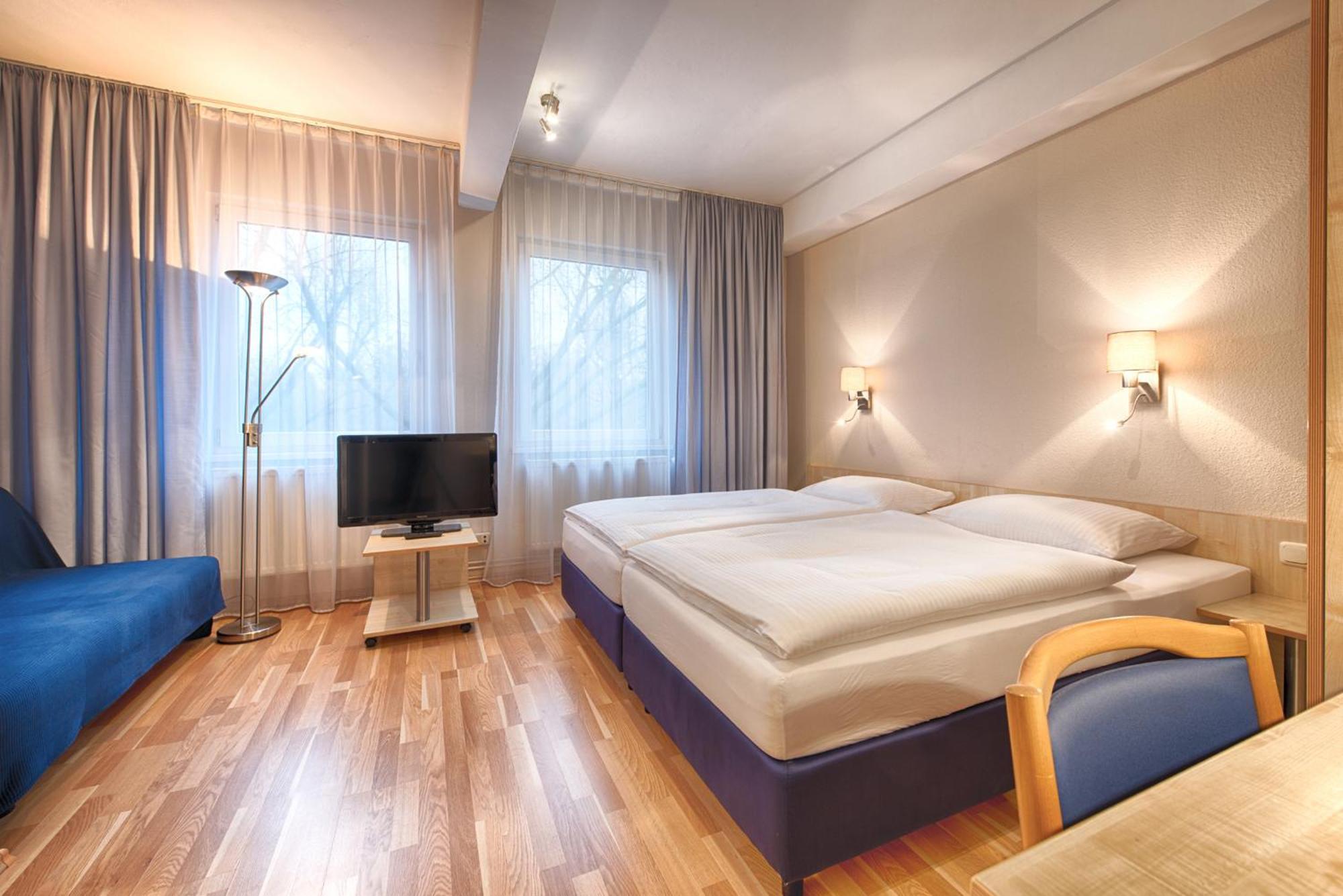 Comfort Triple Room